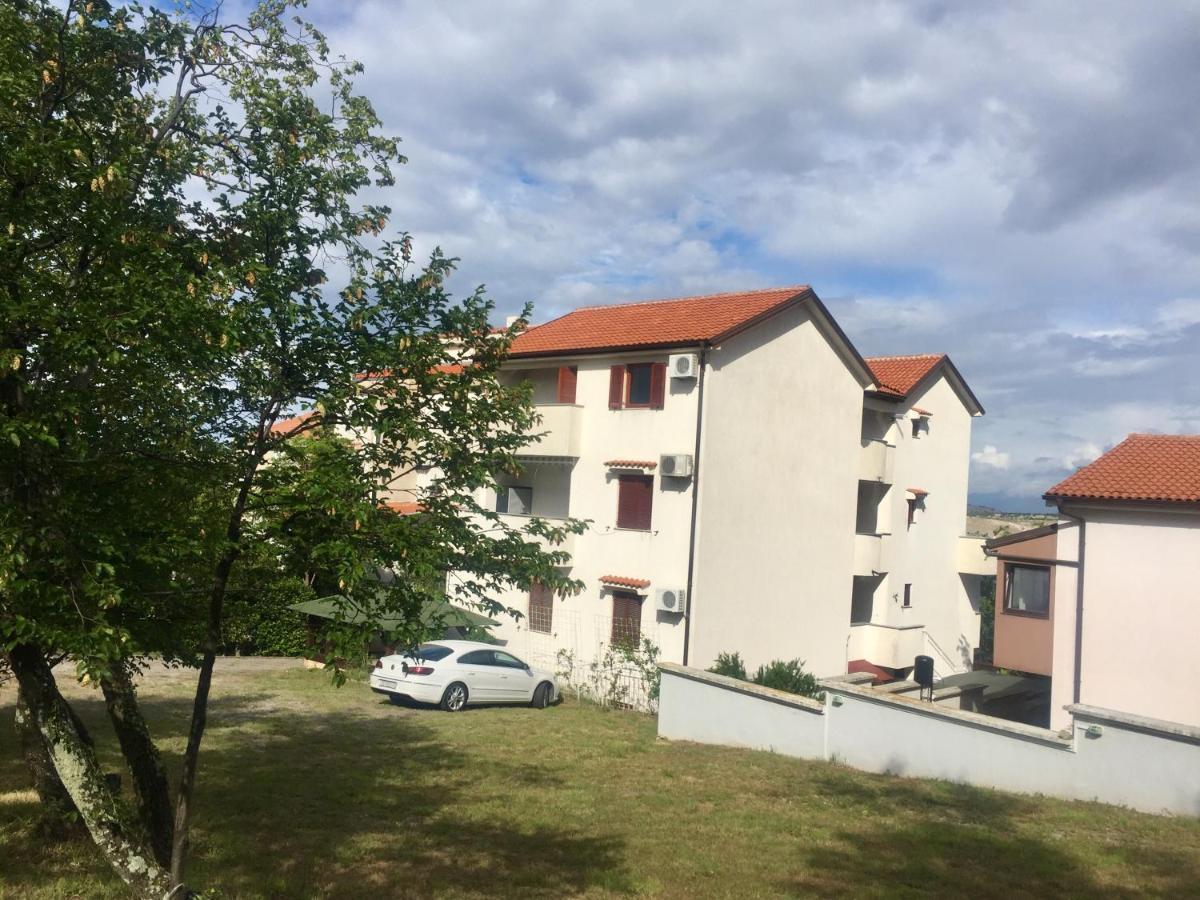 Ferienwohnung Amz Ap4 Jadranovo Exterior foto